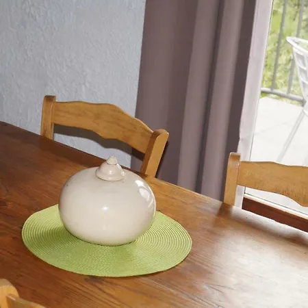 Apartament Saboti Dinant